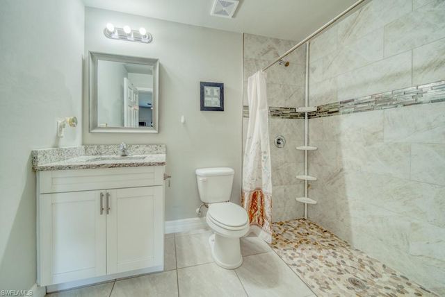 520 Wilmington PKWY, Cape Coral, FL 33993