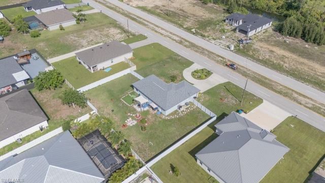 520 Wilmington PKWY, Cape Coral, FL 33993