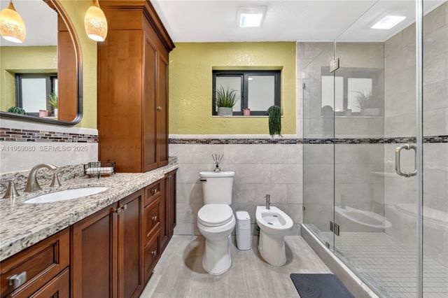 19225 SW 186th St, Miami, FL 33187