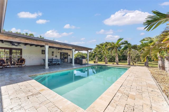 19225 SW 186th St, Miami, FL 33187