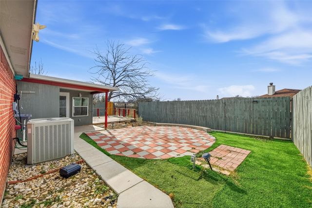 2504 Nogales Drive, Fort Worth, TX 76108