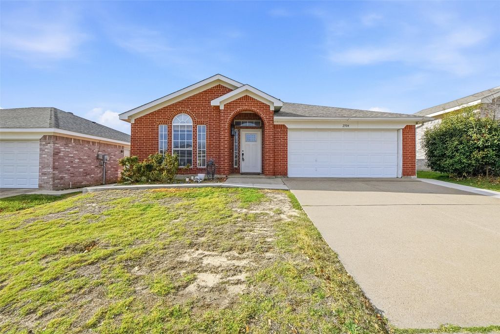 2504 Nogales Drive, Fort Worth, TX 76108