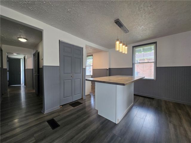 2832 Rushland Drive, Kettering, OH 45419
