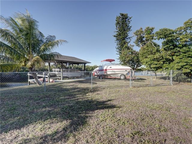 12055 Matlacha BLVD, Matlacha Isles, FL 33991