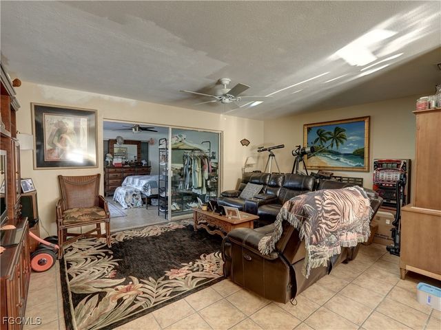 12055 Matlacha BLVD, Matlacha Isles, FL 33991