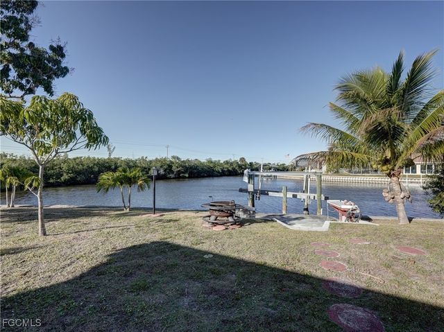 12055 Matlacha BLVD, Matlacha Isles, FL 33991