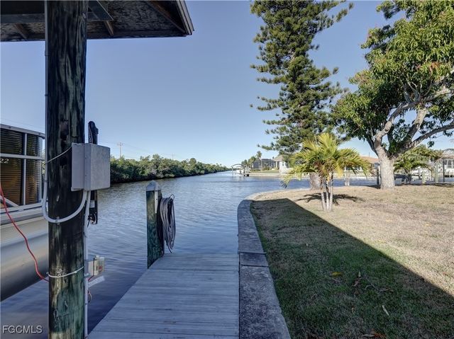 12055 Matlacha BLVD, Matlacha Isles, FL 33991