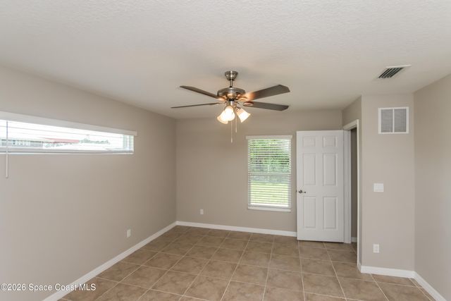490 Hatcher Street SE, Palm Bay, FL 32909