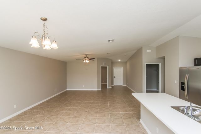 490 Hatcher Street SE, Palm Bay, FL 32909