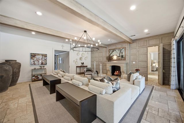 9525 Alva Court, Dallas, TX 75220