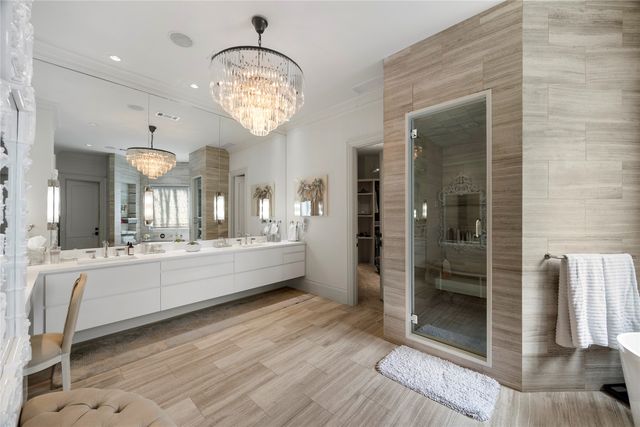 9525 Alva Court, Dallas, TX 75220