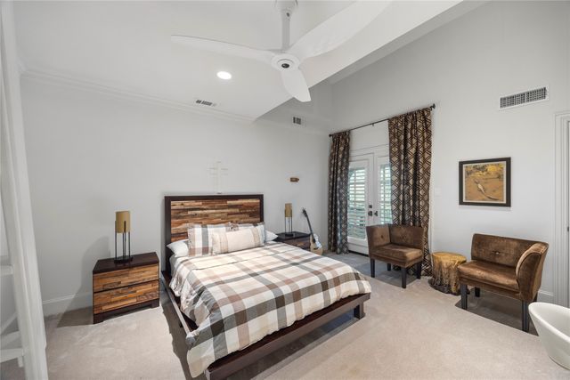 9525 Alva Court, Dallas, TX 75220