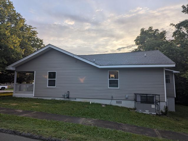 2811 E 26th Street, Chattanooga, TN 37407