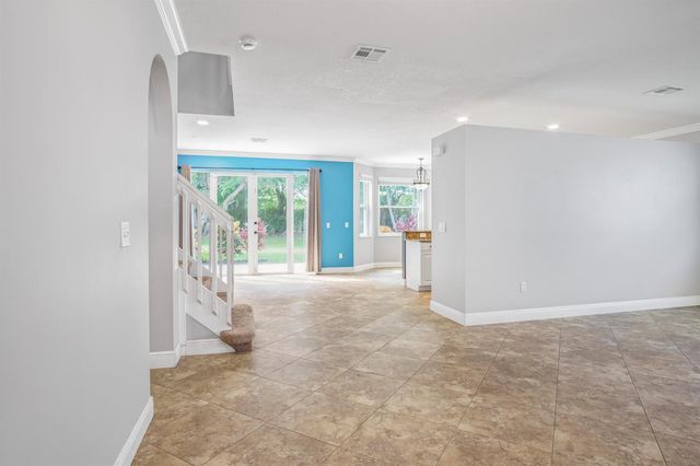 7798 Oak Grove Circle, Lake Worth, FL 33467