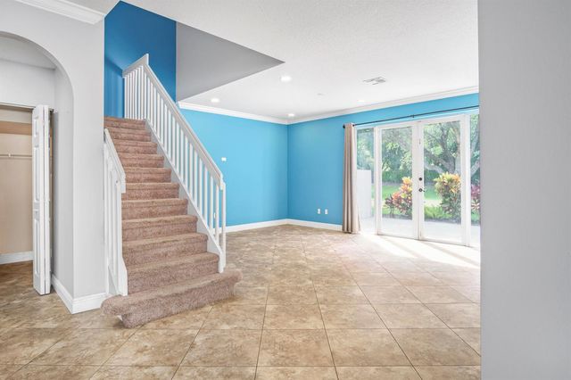 7798 Oak Grove Circle, Lake Worth, FL 33467
