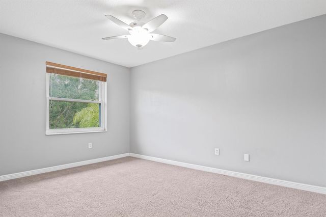 7798 Oak Grove Circle, Lake Worth, FL 33467