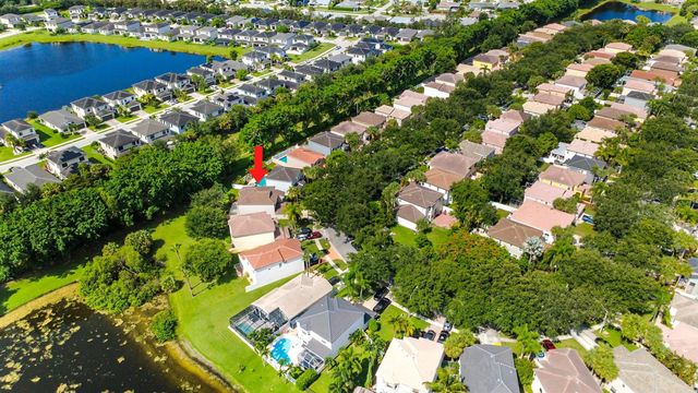 7798 Oak Grove Circle, Lake Worth, FL 33467