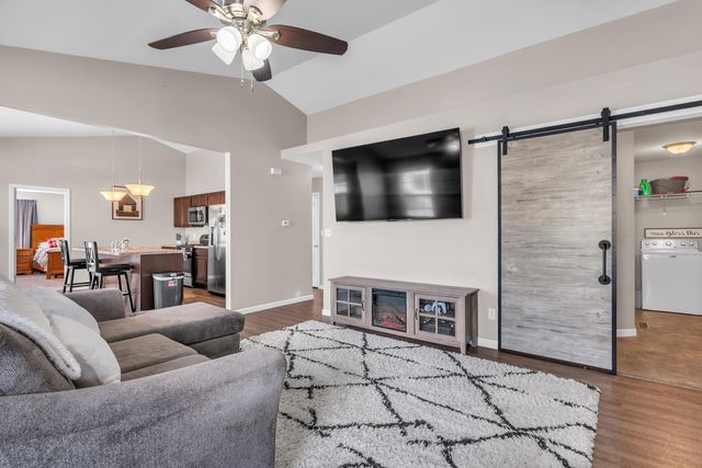 179 S Meadow Lane, Wheatfield, IN 46392