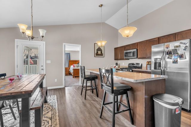 179 S Meadow Lane, Wheatfield, IN 46392