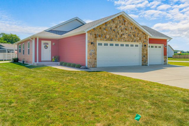 179 S Meadow Lane, Wheatfield, IN 46392