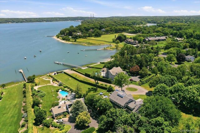 7 Preston Lane, East Setauket, NY 11733