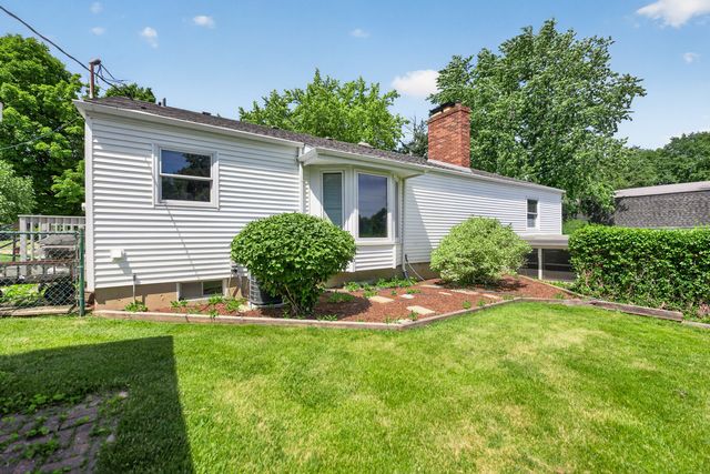 112 Stoney Creek Drive, Dekalb, IL 60115