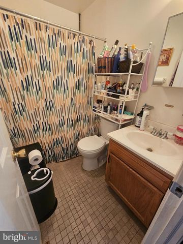 2523 W STERNER ST, Philadelphia, PA 19132