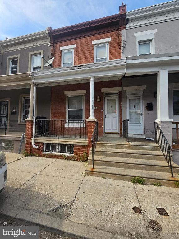 2523 W STERNER ST, Philadelphia, PA 19132