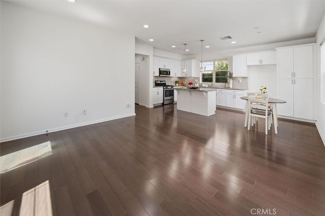 21753 Propello, Saugus, CA 91350