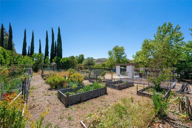 21753 Propello, Saugus, CA 91350