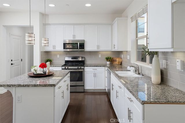 21753 Propello, Saugus, CA 91350