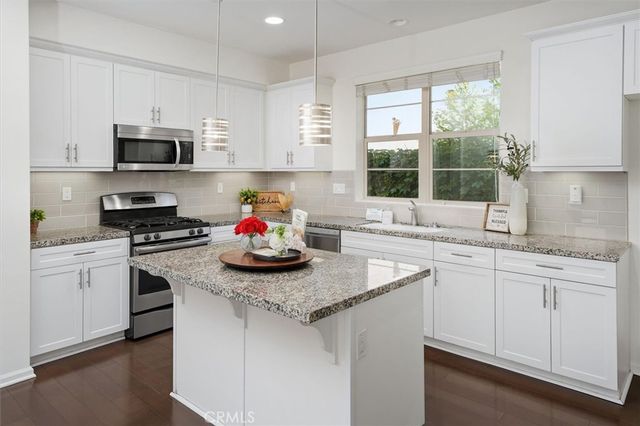 21753 Propello, Saugus, CA 91350