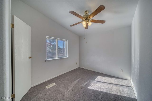 5421 Genoa Avenue, Pahrump, NV 89060