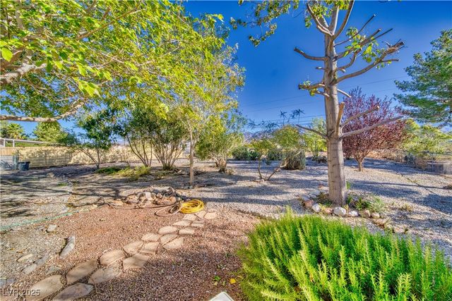 5421 Genoa Avenue, Pahrump, NV 89060