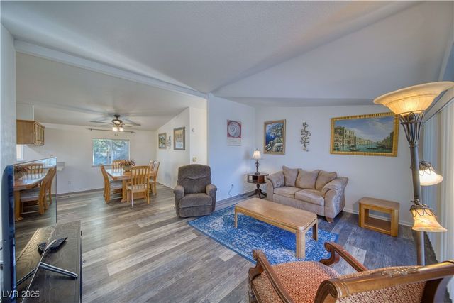 5421 Genoa Avenue, Pahrump, NV 89060