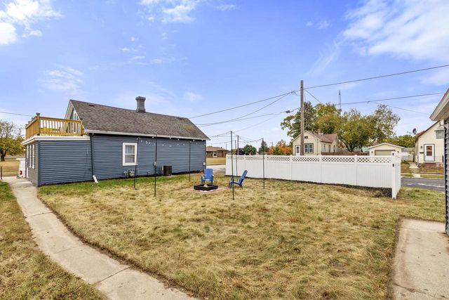1143 S 23rd STREET, Manitowoc, WI 54220