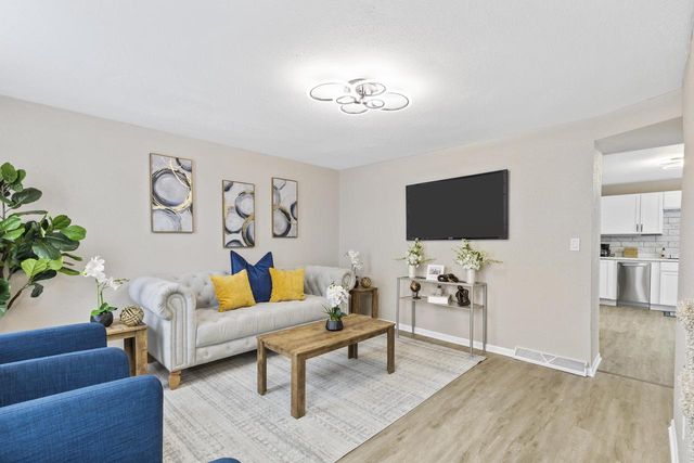 1143 S 23rd STREET, Manitowoc, WI 54220