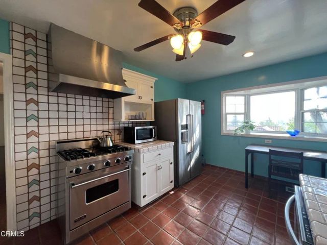 345 Malcolm Drive, Pasadena, CA 91105