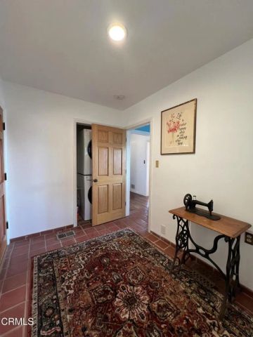 345 Malcolm Drive, Pasadena, CA 91105