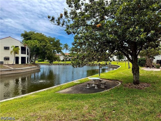 4277 Island CIR 1, Fort Myers, FL 33919