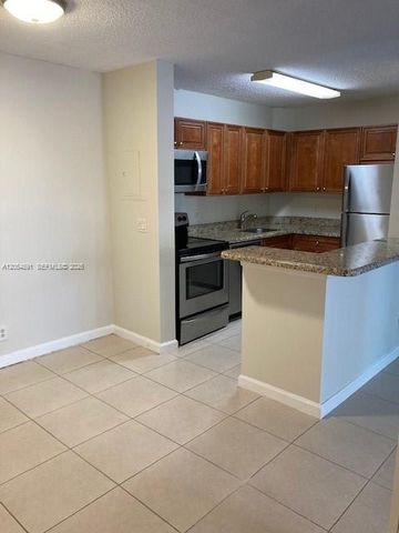 10765 Cleary Blvd 103, Plantation, FL 33324