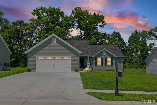 405 Rail Ridge Drive, Troy, MO 63379