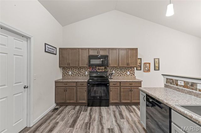 405 Rail Ridge Drive, Troy, MO 63379