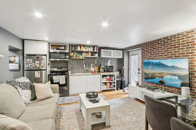 431 Shawmut Ave 2, Boston, MA 02118