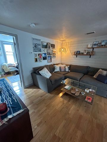 166 West Sixth Street 2, Boston, MA 02127