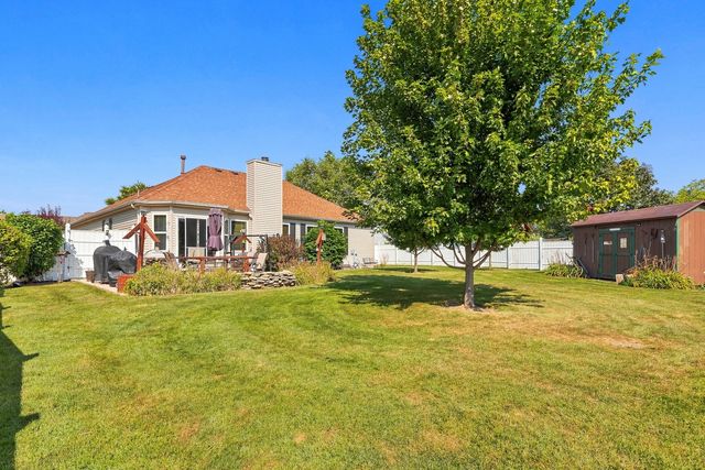 612 Yellowstone Lane, Yorkville, IL 60560