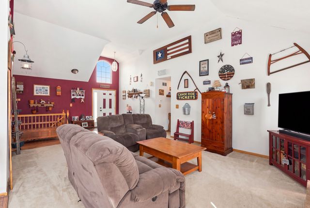 612 Yellowstone Lane, Yorkville, IL 60560