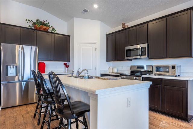 1109 Honeydew Drive, Tipp City, OH 45371