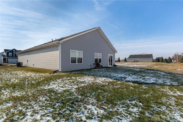 1109 Honeydew Drive, Tipp City, OH 45371