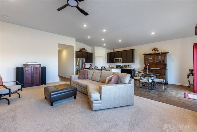 1109 Honeydew Drive, Tipp City, OH 45371